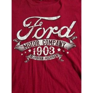 Ford Motor Company Mens L Red Graphic T Shirt 1903 Dearborn Michigan Gildan